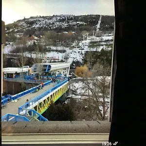pied-de-piste-avec-terrasse-et-casier-a-ski.fr-provencehotel.com/